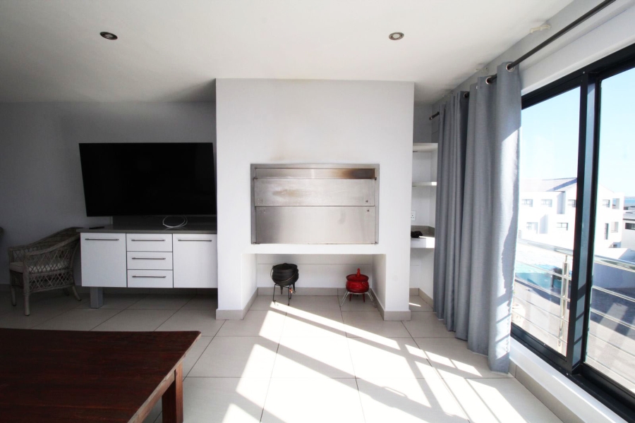 5 Bedroom Property for Sale in Calypso Beach Western Cape